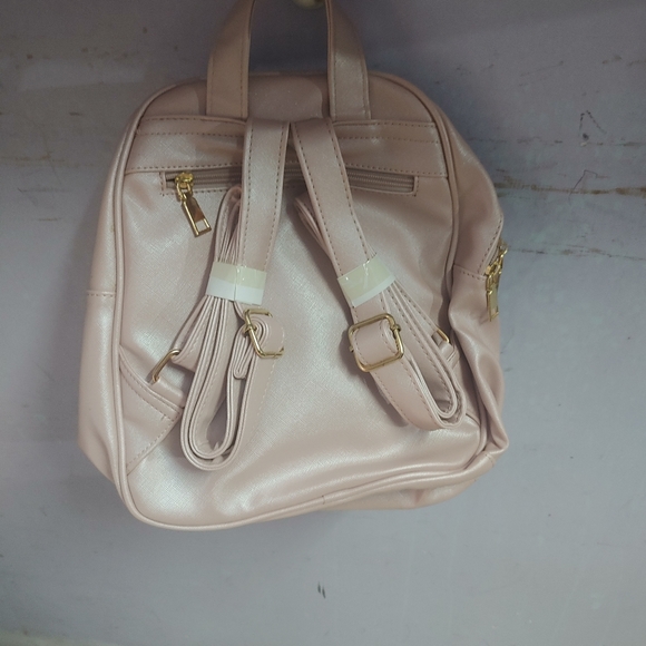 Pink backpack - Picture 3 of 11